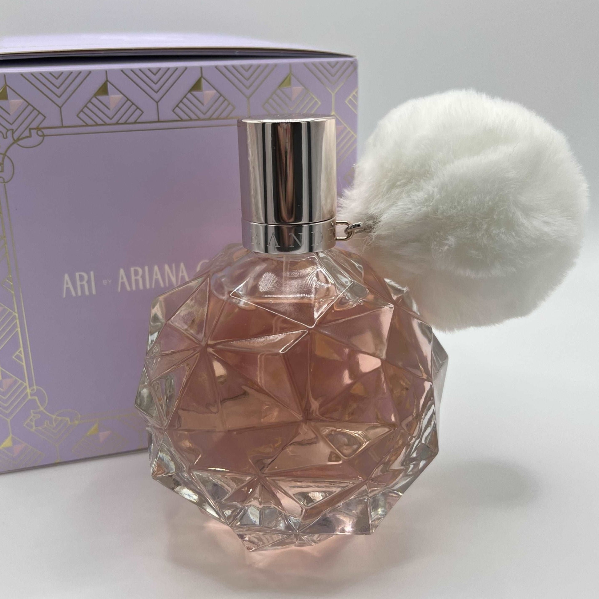 Ariana Grande Ari Eau de Parfum